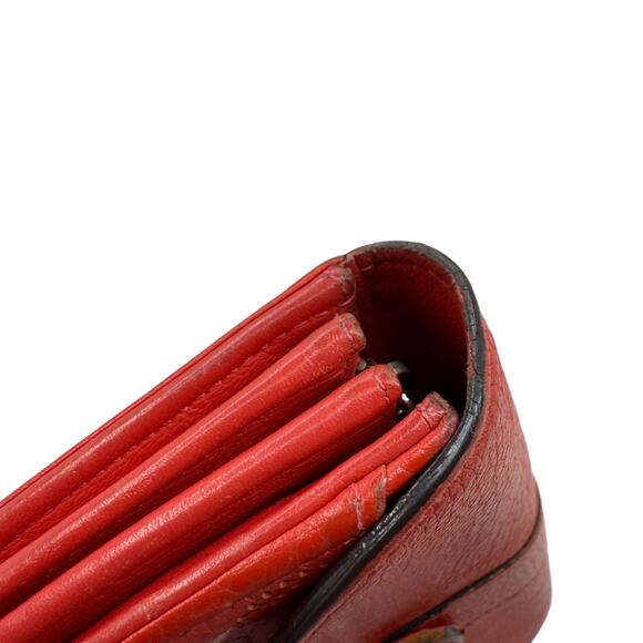 Louis Vuitton Amelia Red Monogram Mahina Leather Wallet - Picture 14 of 16